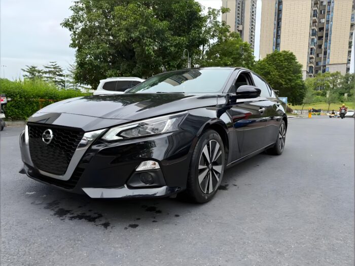 2021 Nissan Altima 2.0L XL Comfort - Image 1
